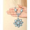 image:imageJessica Simpson Womens Large Turquoise Stone Flower Necklace 16Silver Flower