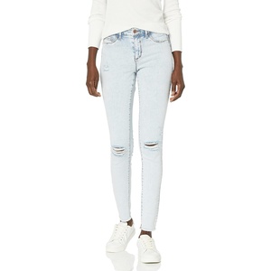 image:imageJessica Simpson Womens Kiss Me Mid Rise Skinny Jean PlusTemp